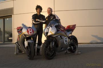 TT3D: Closer to the Edge (Motocykle 3D: Jazda na krawędzi)